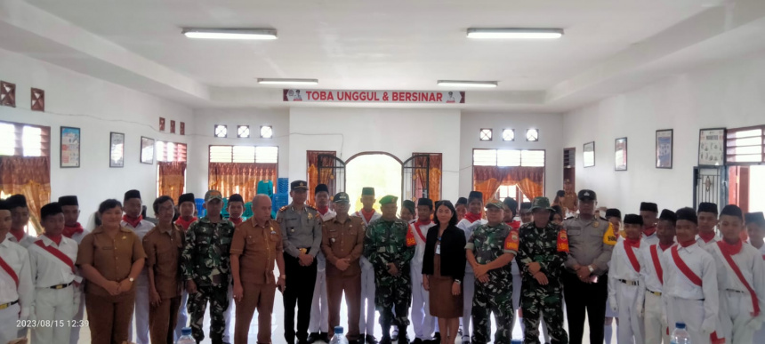 Pengukuhan Anggota Paskibra Kecamatan Parmaksian dalam Rangka HUT Proklamasi RI ke- 78 Tingkat Kecamatan