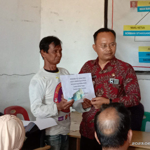 Penbagian Bantuan Langsung Tunai Desa Lumban Manurung Tahap II