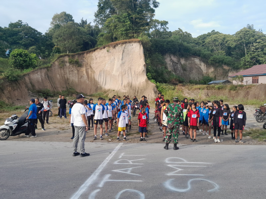 Lomba Lari Marathon Tingkat SMP Menyambut HUT RI ke 78 Kecamatan Parmaksian