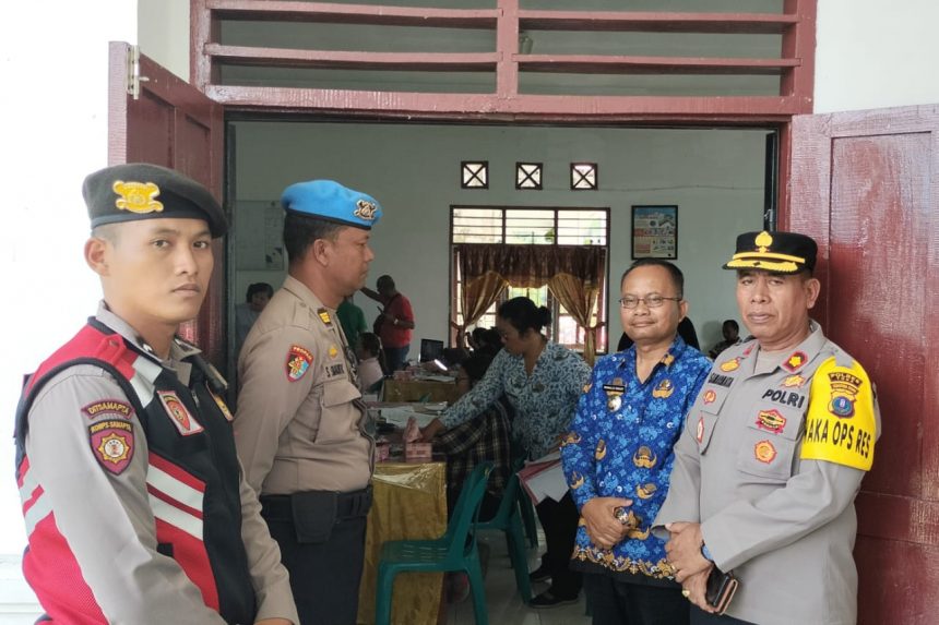 Rapat Pleno Terbuka Rekapitulasi Perhitungan Suara hari Kedua di Kecamatan Parmaksian