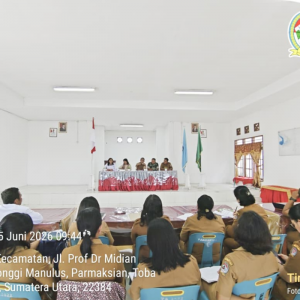 Rapat Koordinasi Percepatan Pemberian Makan Bergizi Gratis bagi Balita, Ibu Menyusui dan Ibu Hamil di Kecamatan Parmaksian Rapat Koordinasi Percepatan Pemberian Makan Bergizi Gratis bagi Balita, Ibu Menyusui dan Ibu Hamil di Kecamatan Parmaksian